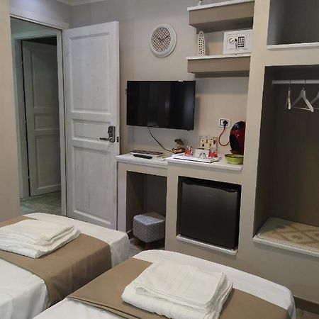 Guesthouse Luisella 칼리아리 외부 사진